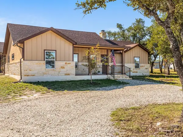 190 Nott Branch Rd, Harper, TX 78631