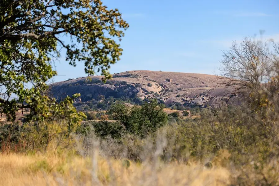 240 Granite Lake Trail, Fredericksburg, TX 78624 - Image #2