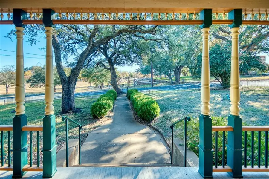 424 Moody, Mason, TX 76856 - Image #2