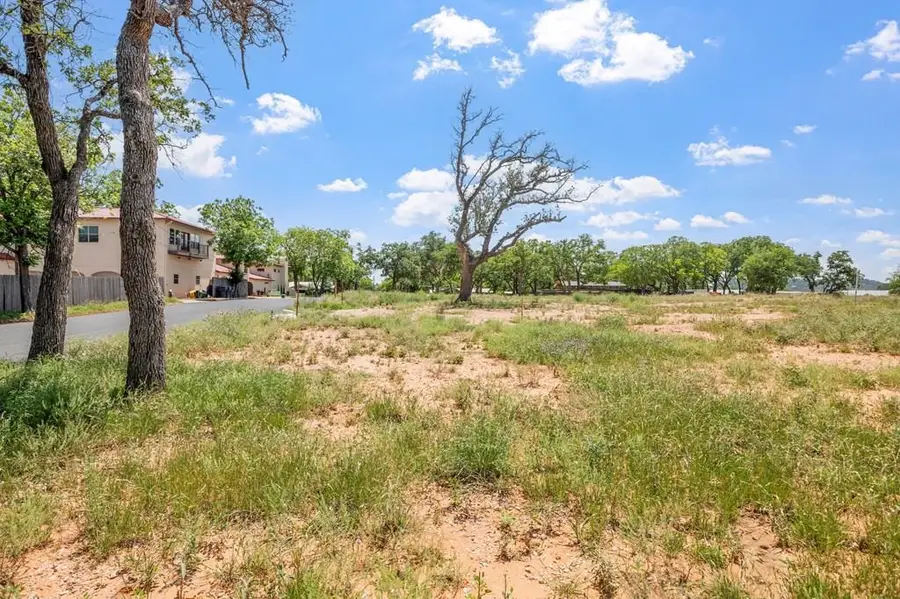 1001 W Travis St, Fredericksburg, TX 78624 - #2