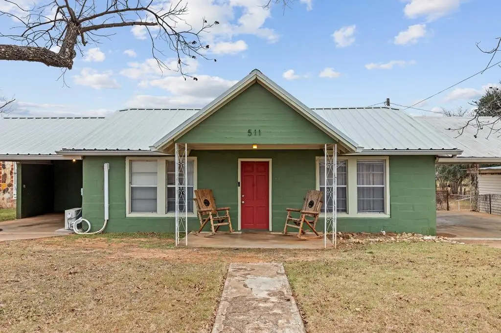 511 S Live Oak St, Mason, TX 76856 - Image #1