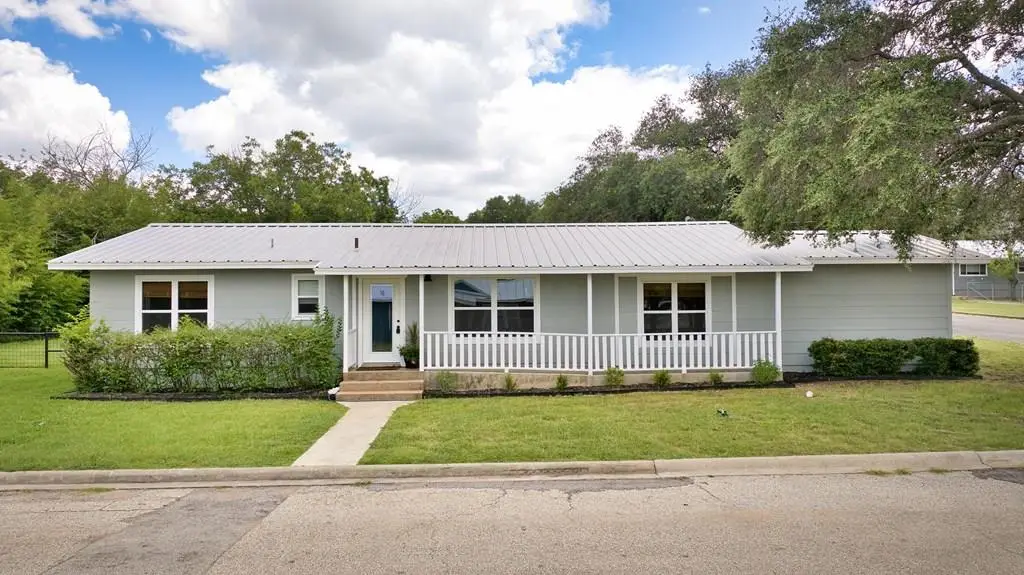 225 Coolidge, Mason, TX 76856 - Image #1