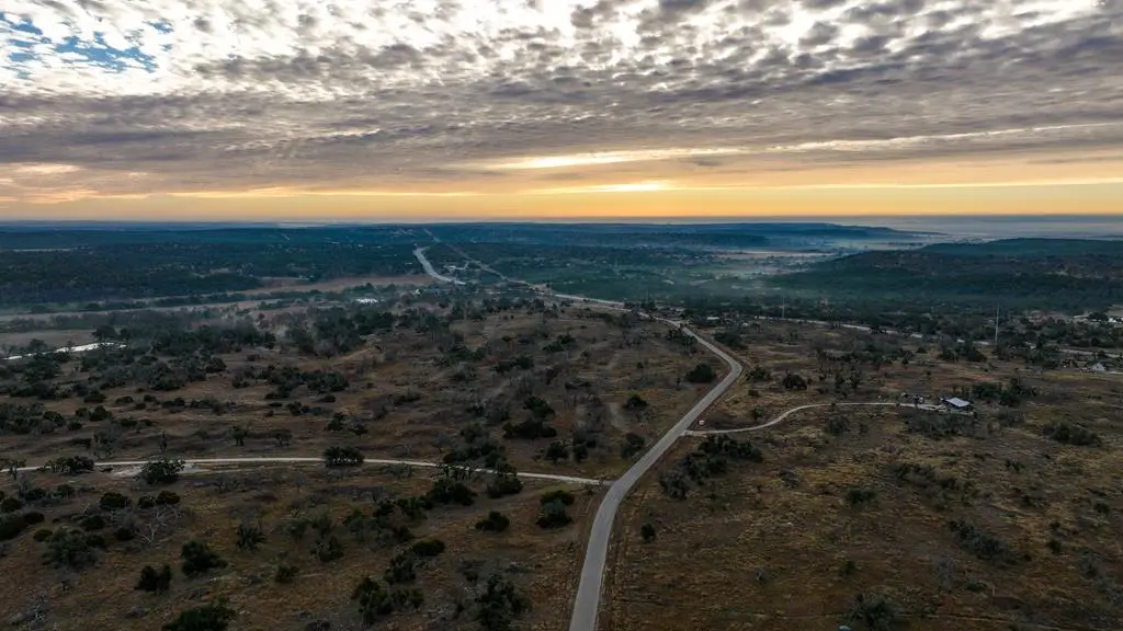 875 Old Harper Rd, Fredericksburg, TX 78624 - Image #1