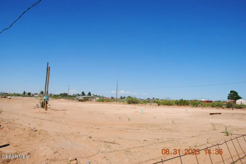 524 Old Sequoia Road, Chaparral, NM 88081 - Image #1