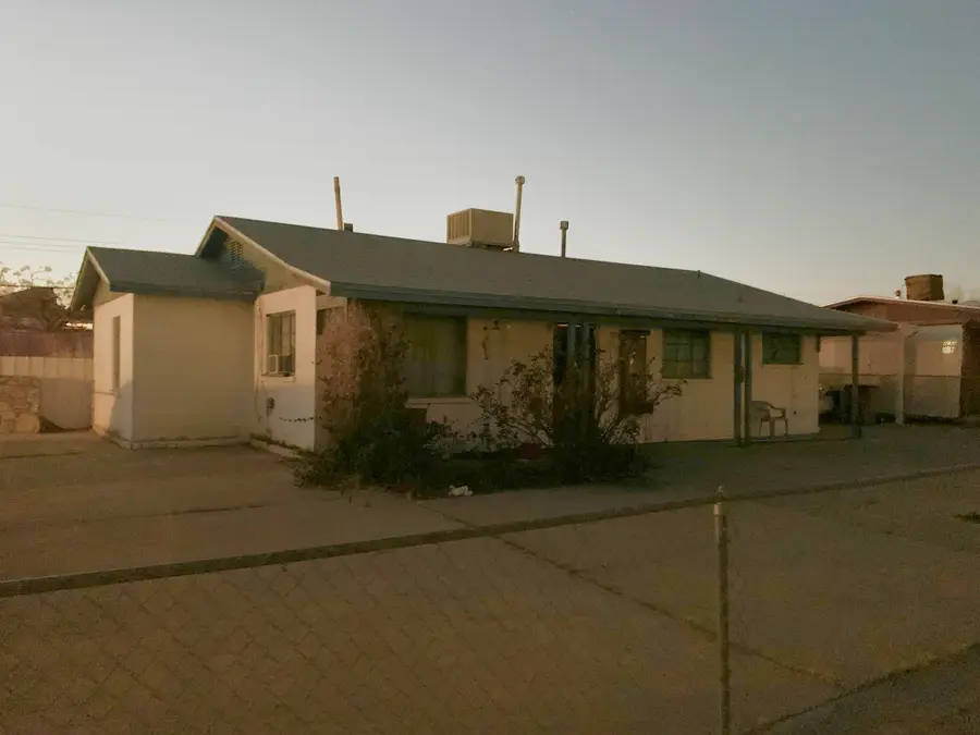 1109 Del Monte Street, El Paso, TX 79915 - #2