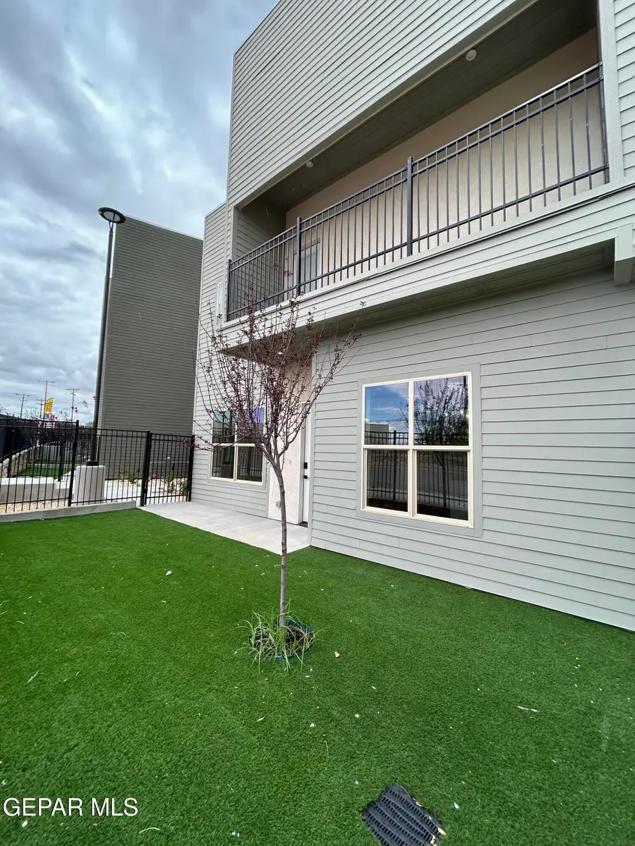 201 Desert Pass Street #7, El Paso, TX 79912 - Image #3