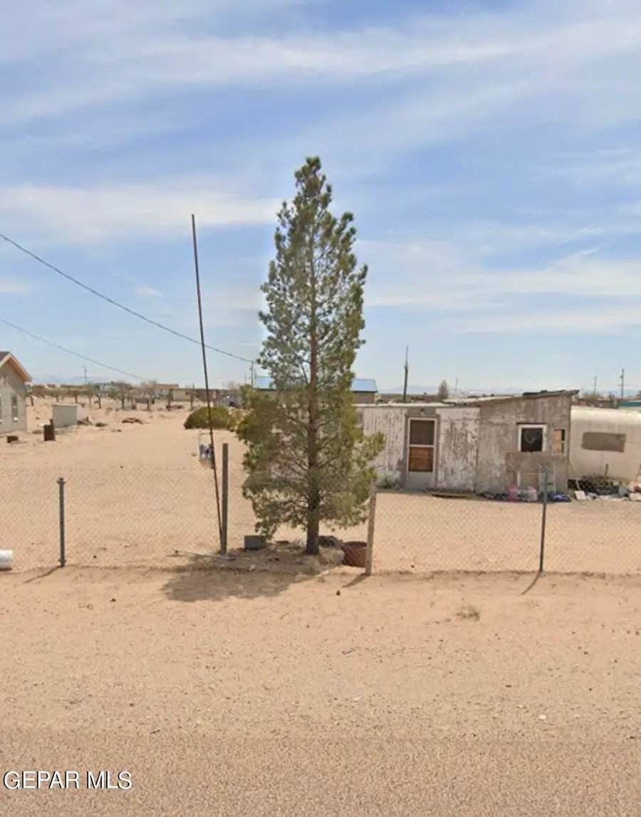 15540 Newkirk Road, El Paso, TX 79928 - Image #3