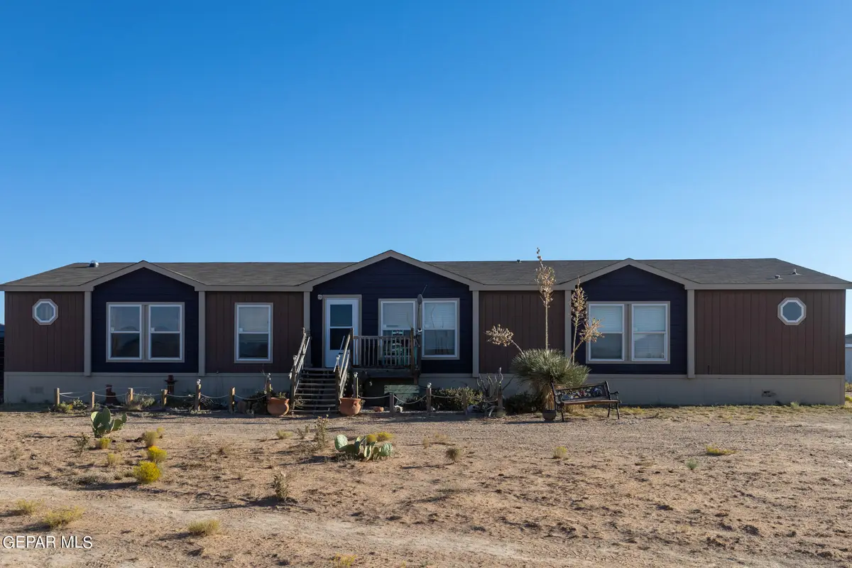 19324 Sebastian Avenue, El Paso, TX 79938 - Image #1