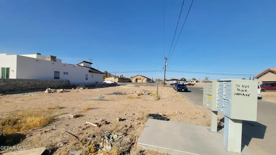 4816 Titanic Avenue, El Paso, TX 79904 - #3