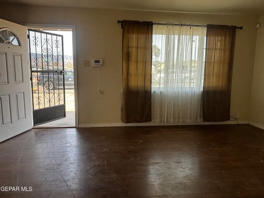 5700 Lexington Drive, El Paso, TX 79924 - #2
