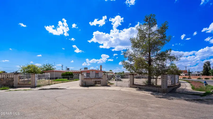 7828 Caliche Drive, El Paso, TX 79915 - Image #3