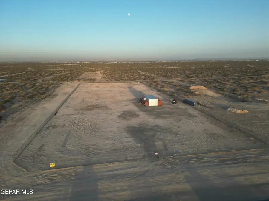 1100 Darrington Road, El Paso, TX 79928 - #2