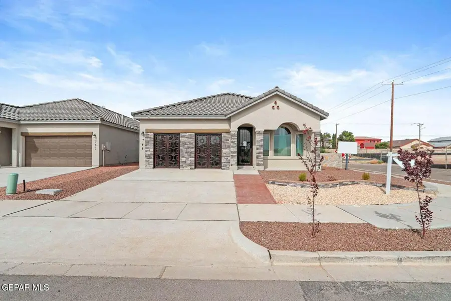 257 Farnborough Street, El Paso, TX 79928 - #2