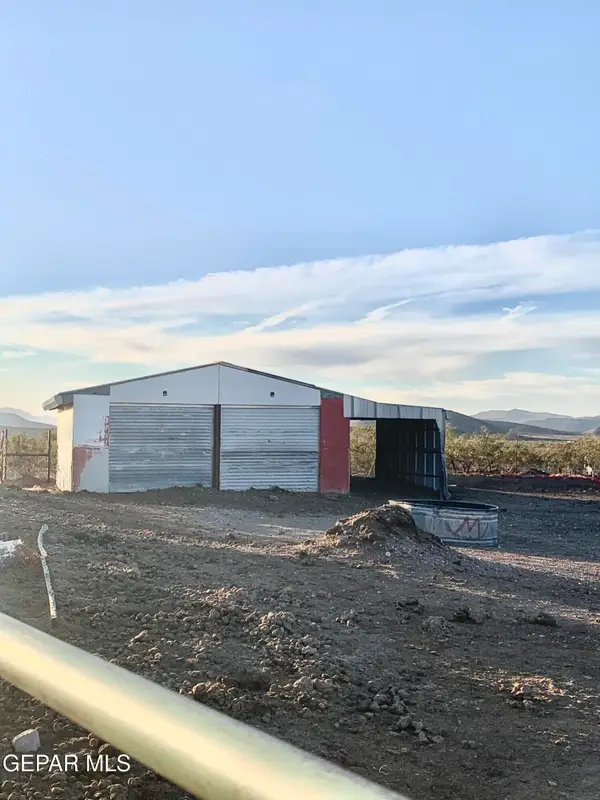 5401 Lituanica Street, El Paso, TX 79938