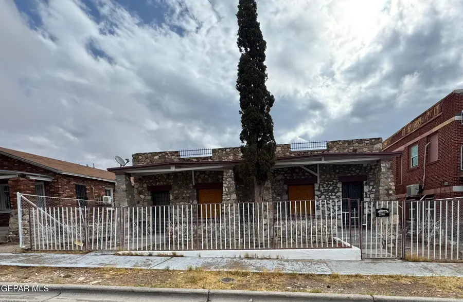 3904 N Piedras Street #A-B, El Paso, TX 79930 - #2