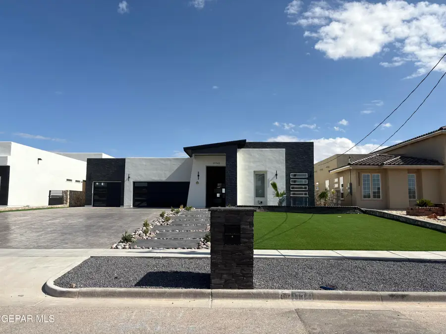 11341 Ardelle Avenue, El Paso, TX 79936 - Image #2
