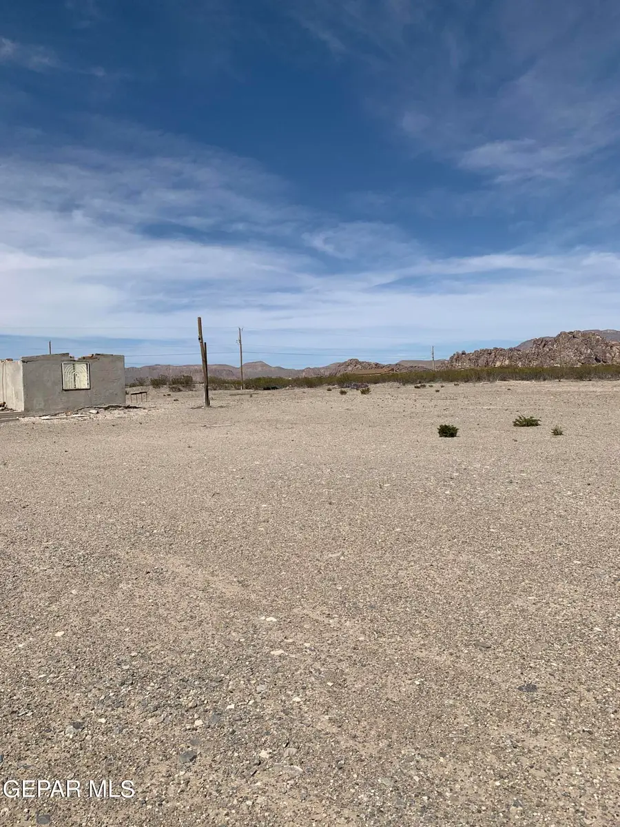 17399 Hueco Mountain Road, El Paso, TX 79938 - #2