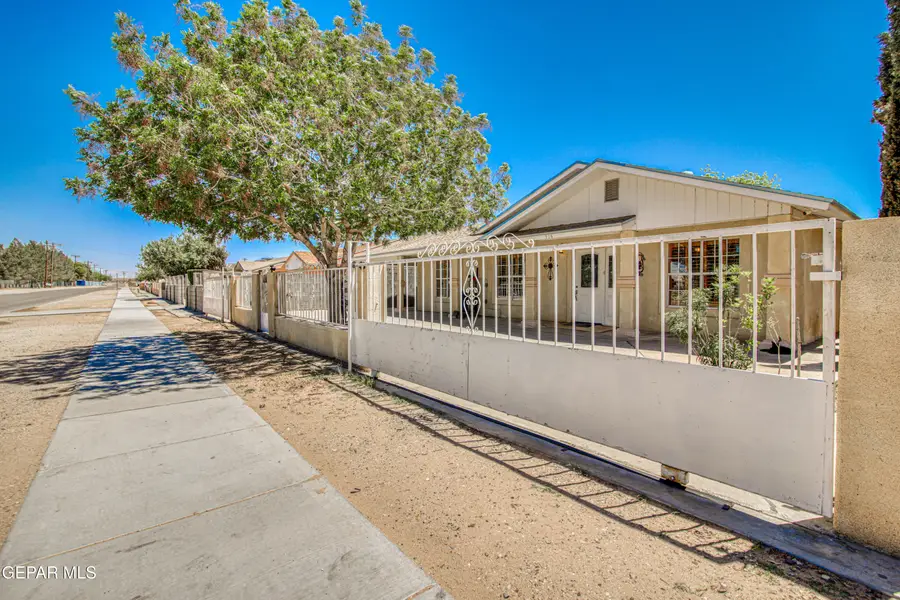 916 Mike Maros Street, Fabens, TX 79838 - #3