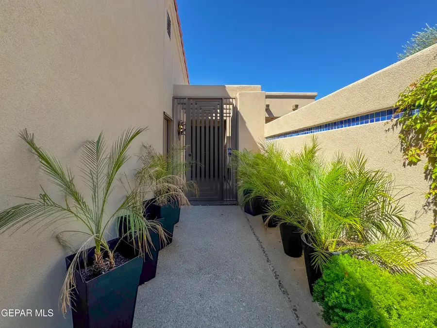 1114 Los Jardines Circle, El Paso, TX 79912 - Image #3