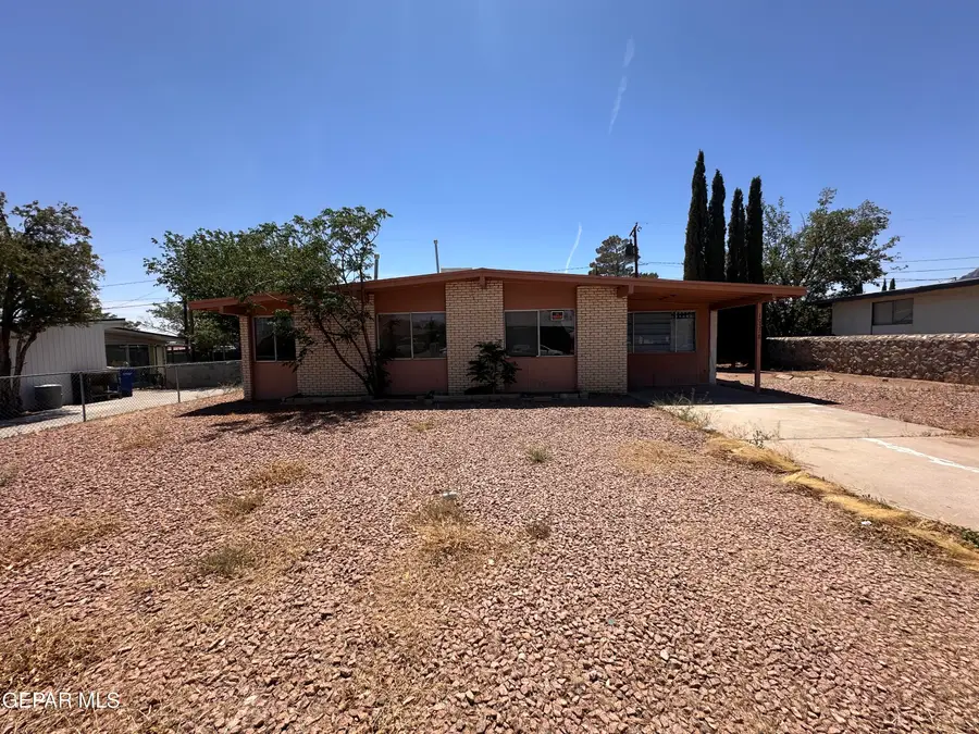 10378 Yellowstone Street, El Paso, TX 79924 - #3