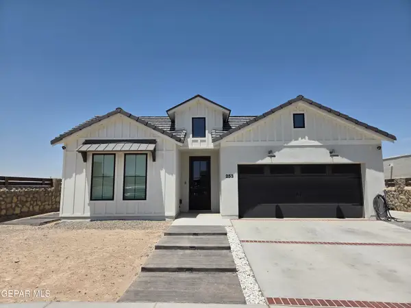 253 Playa Vis Street, Horizon City, TX 79928