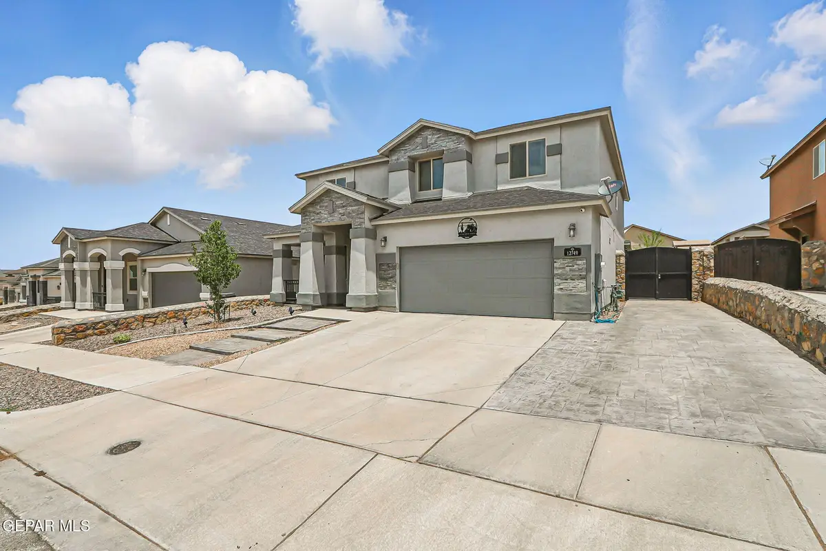 12749 Iron Falls Drive, Horizon City, TX 79928 - Image #1