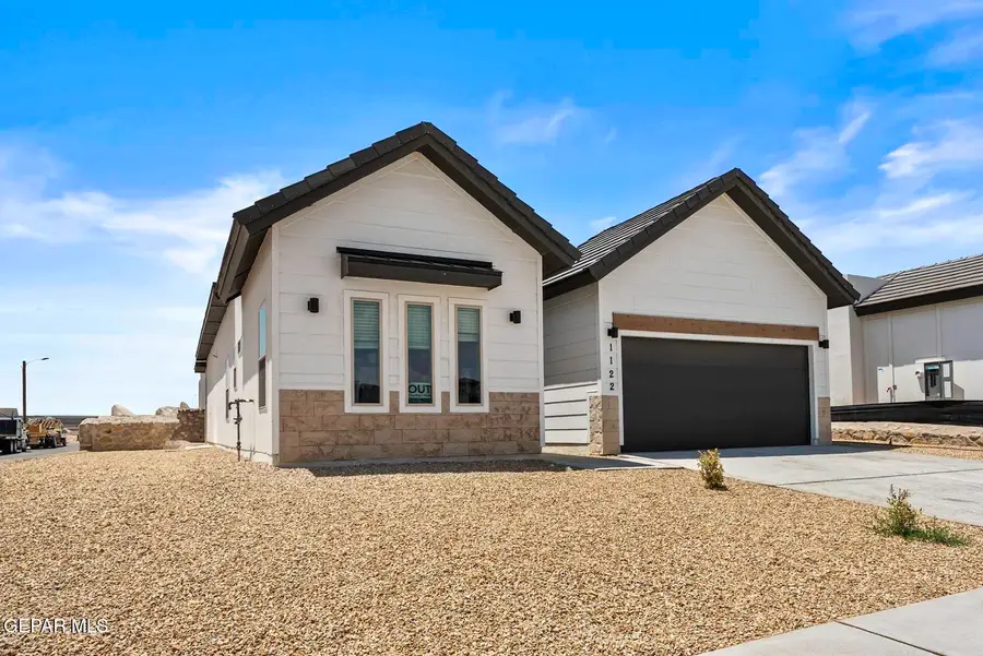 1122 Brass Hill Avenue, Santa Teresa, NM 88008 - Image #2