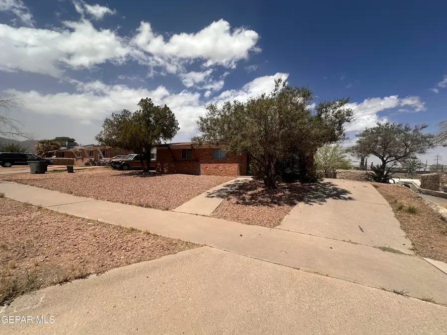 5013 Winthrop Drive, El Paso, TX 79924 - #3