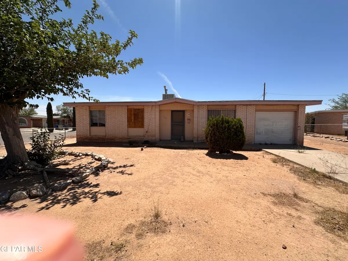 10452 Omega Circle, El Paso, TX 79924 - #1