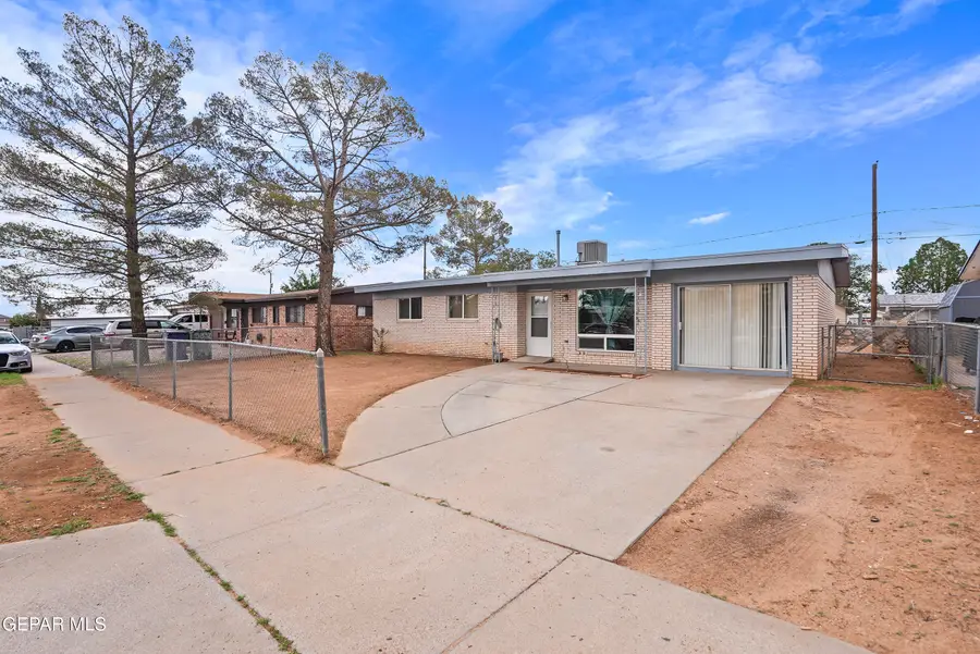 5828 Blackhawk Drive, El Paso, TX 79924 - #2