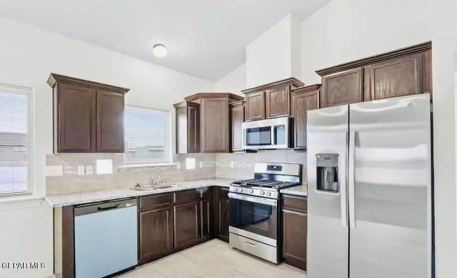 14364 Bill Lazor Parkway, Horizon City, TX 79928 - Image #3