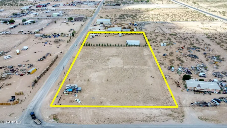 15001 Dairyland Avenue, El Paso, TX 79928 - Image #2