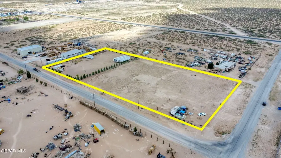 15001 Dairyland Avenue, El Paso, TX 79928 - Image #3