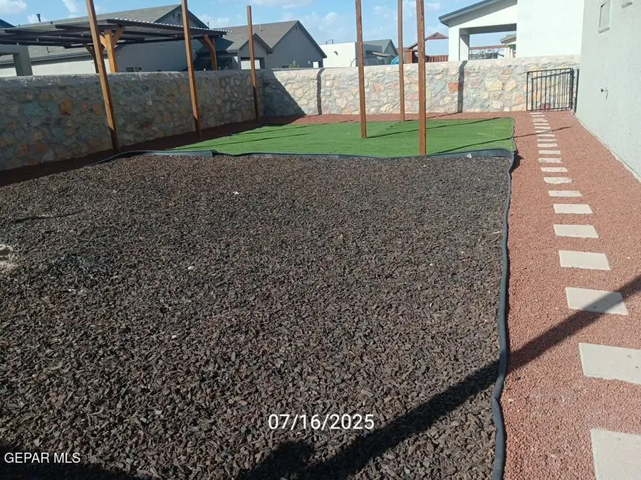 361 Mercy Tellez, Socorro, TX 79927 - Image #2