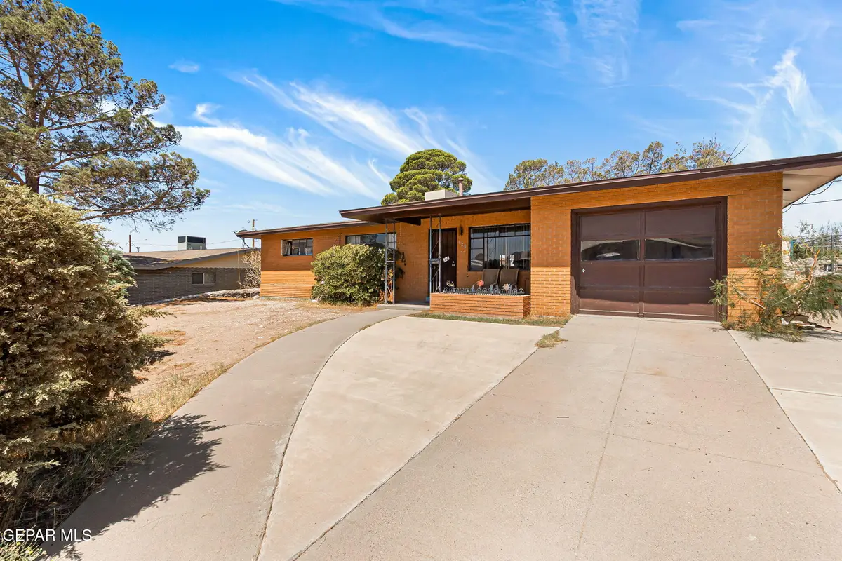 120 Isabella Dr Drive, El Paso, TX 79912 - Image #1