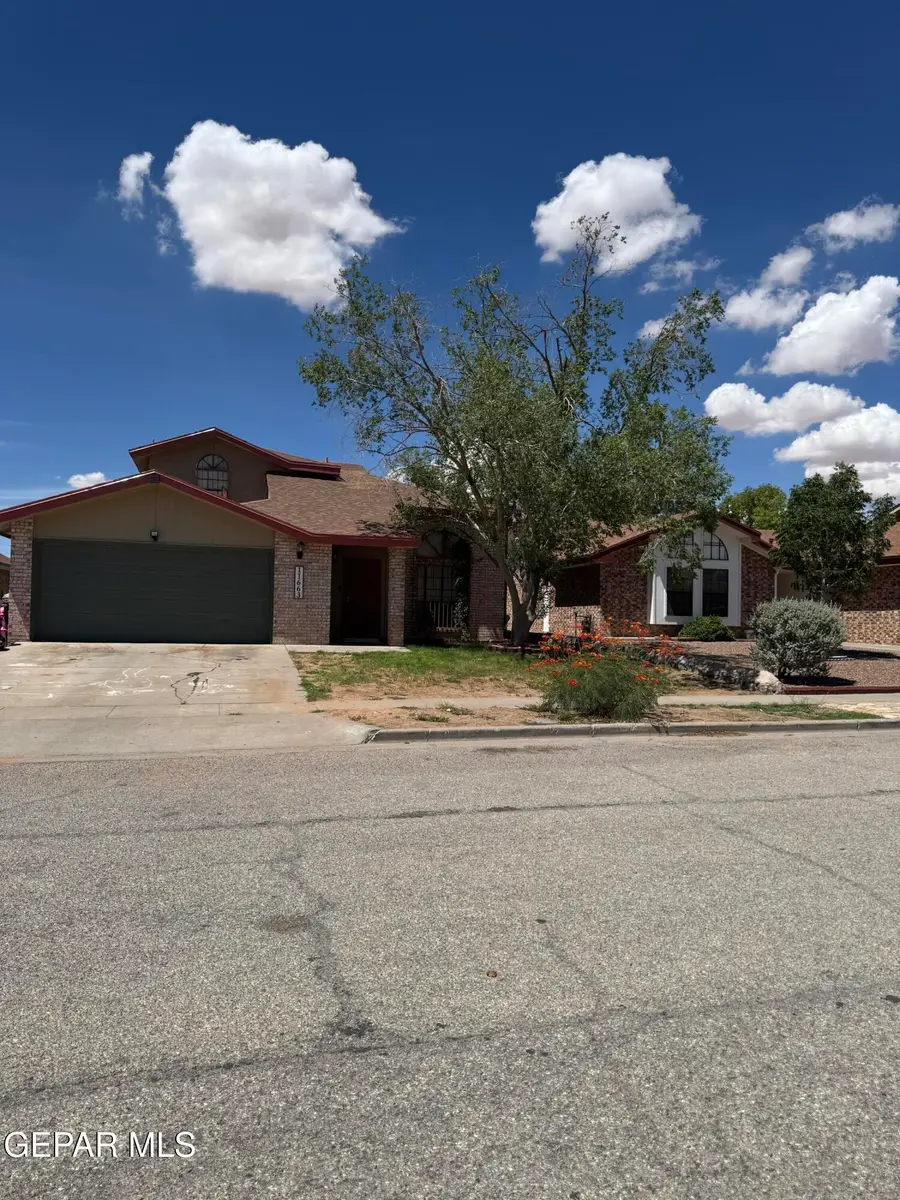 11663 Clear Lake Way, El Paso, TX 79936 - Image #3