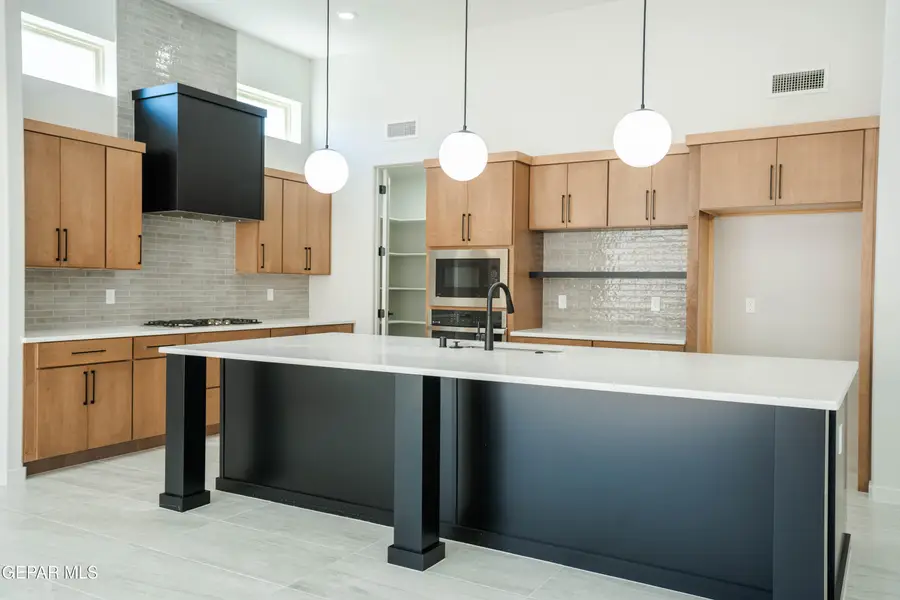 1830 Stirrup Place, El Paso, TX 79911 - Image #2