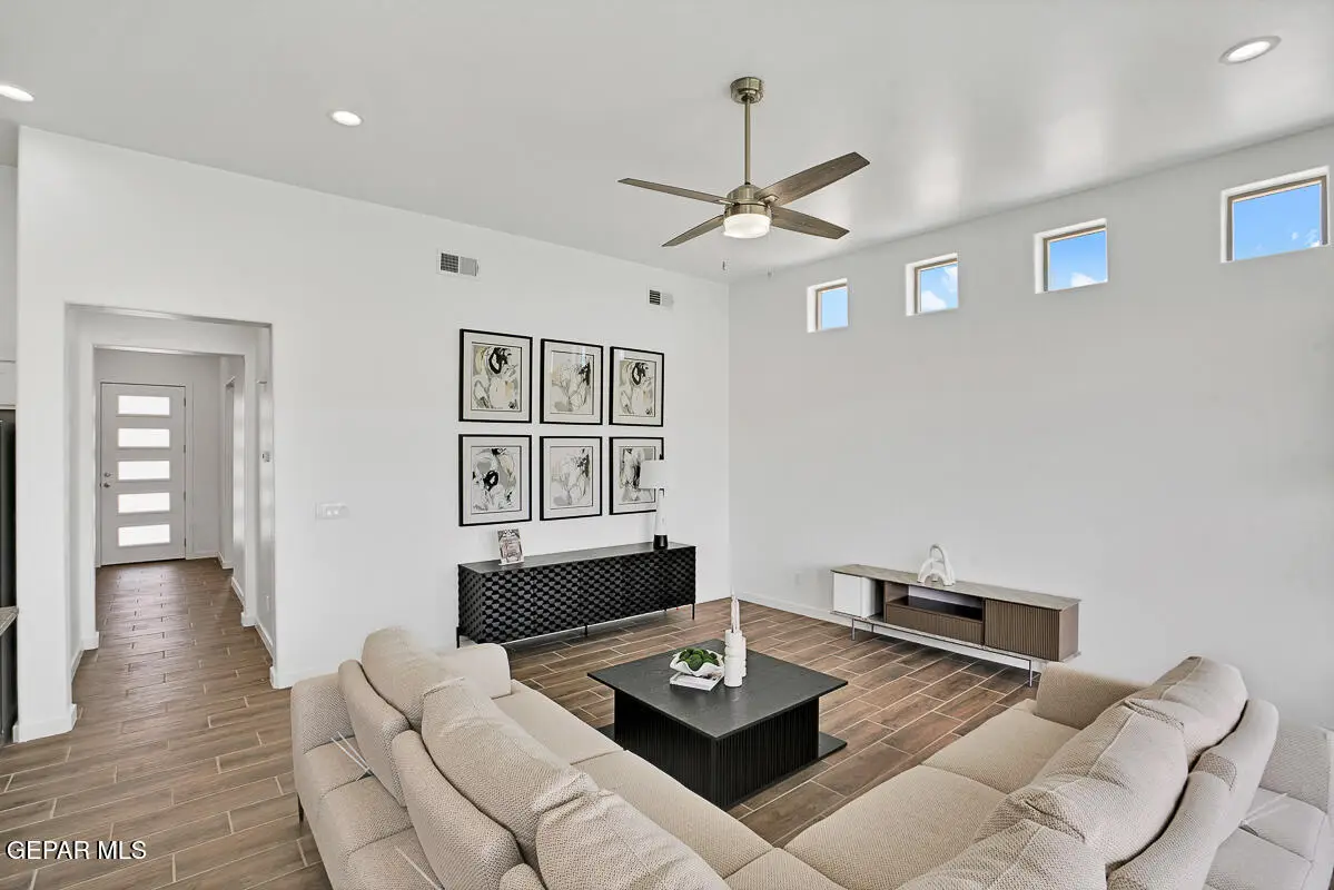 12824 Fredericksberg Avenue, Horizon City, TX 79928 - #1