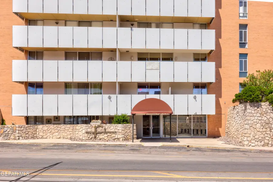 1800 N Stanton Street #1102, El Paso, TX 79902 - Image #3