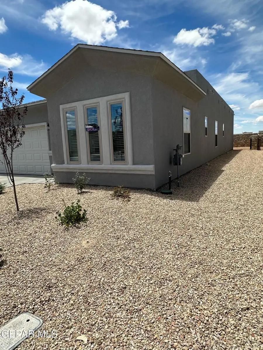 13817 Summer Wave Avenue, El Paso, TX 79928 - #3
