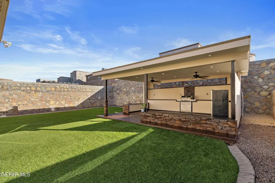 7828 Enchanted View Drive, El Paso, TX 79911 - #3