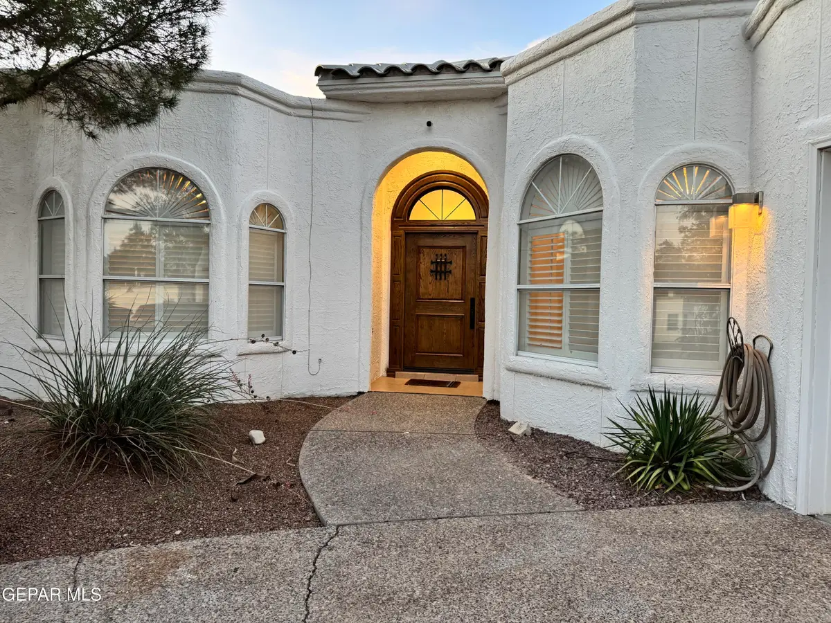 605 Bluff Canyon Circle, El Paso, TX 79912 - Image #1