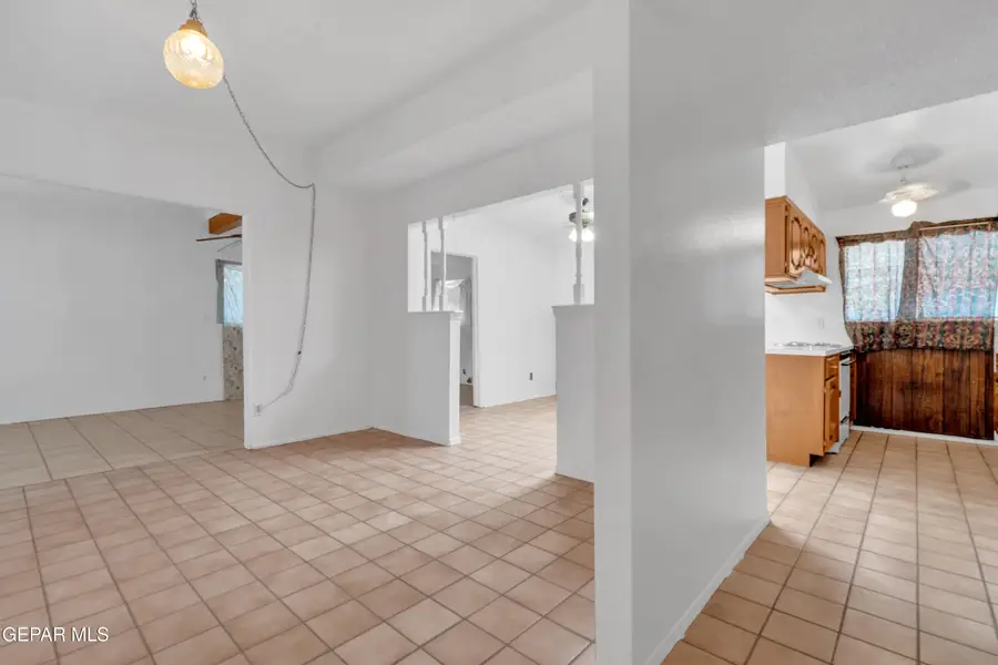 8181 Staghorn Drive, El Paso, TX 79907 - #3