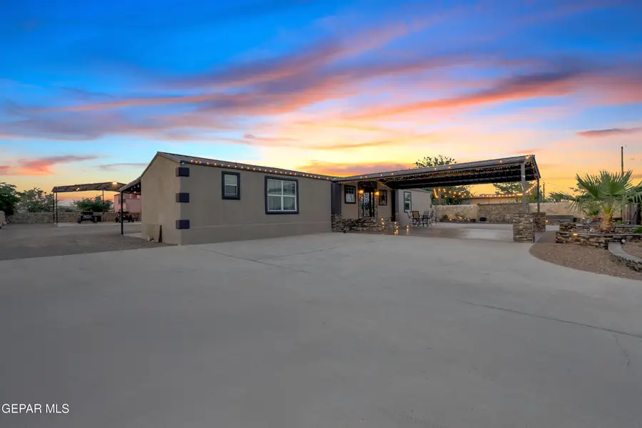 15081 Yucca Trail, El Paso, TX 79938 - Image #2