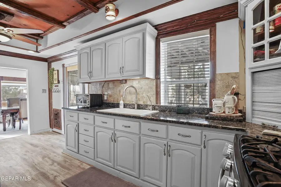 146 Croom Road, El Paso, TX 79915 - Image #2