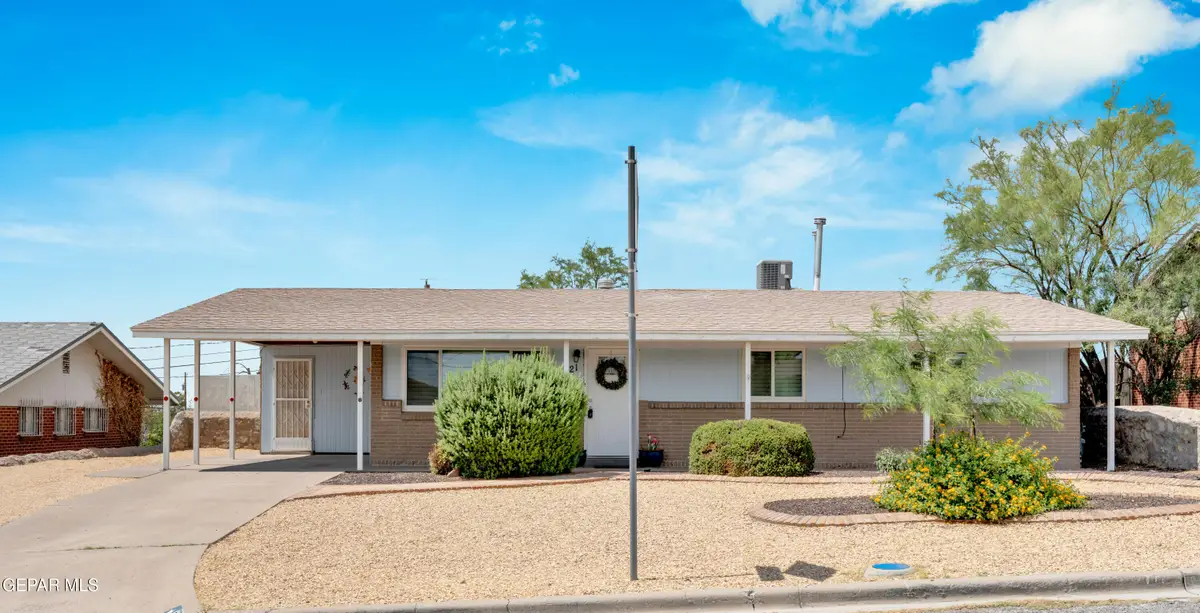 321 Crestmont Drive, El Paso, TX 79912 - Image #1
