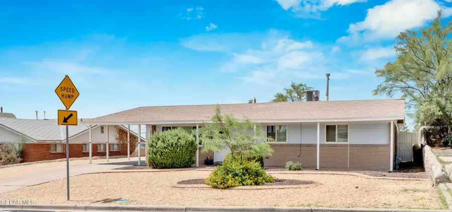 321 Crestmont Drive, El Paso, TX 79912 - Image #3