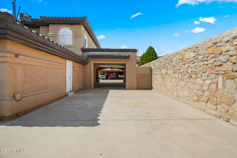 12247 Chisholm Pass Drive, El Paso, TX 79936 - Image #3
