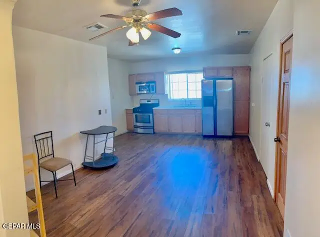 4031 Clifton Avenue, El Paso, TX 79903 - #3