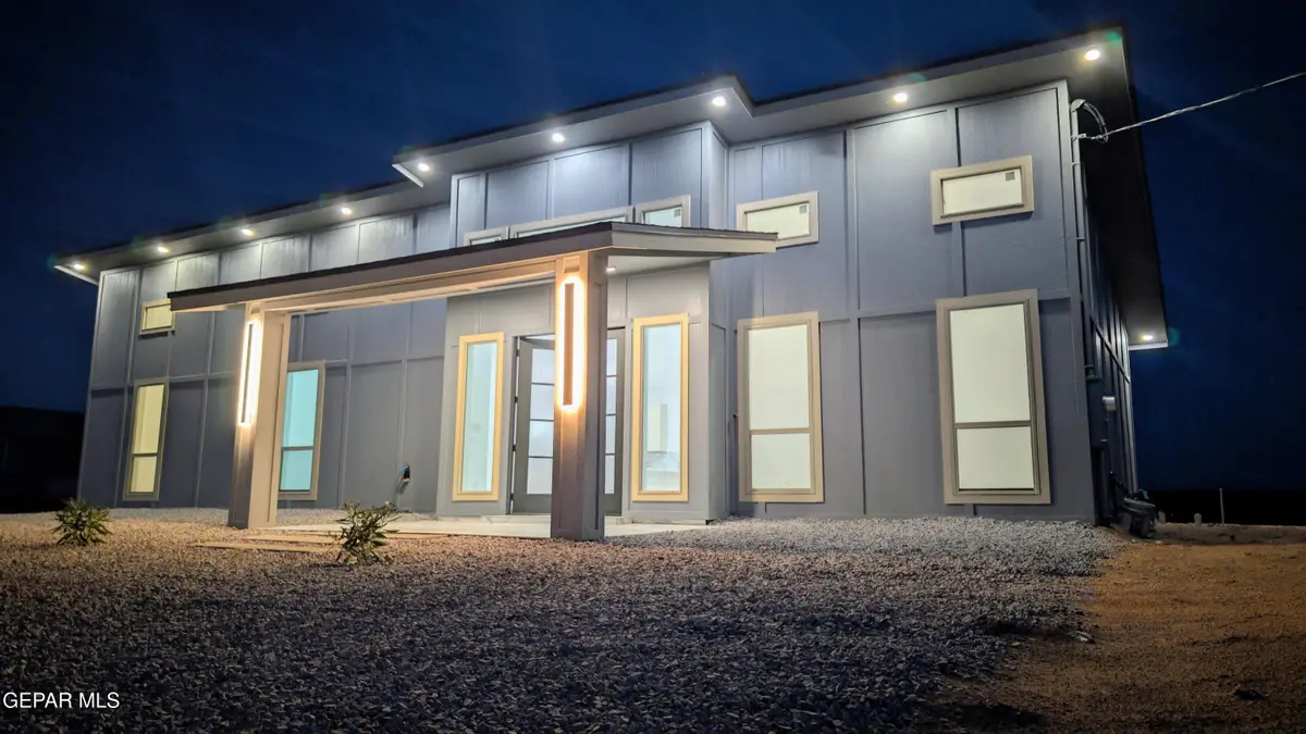 693 San Jose, Chaparral, NM 88081 - Image #1